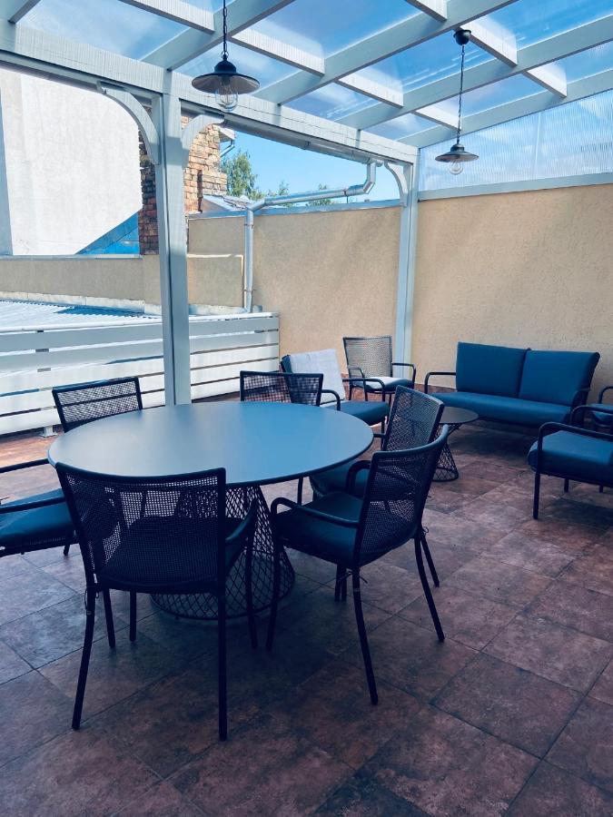 Roze Republikas Apartments لييبايا المظهر الخارجي الصورة