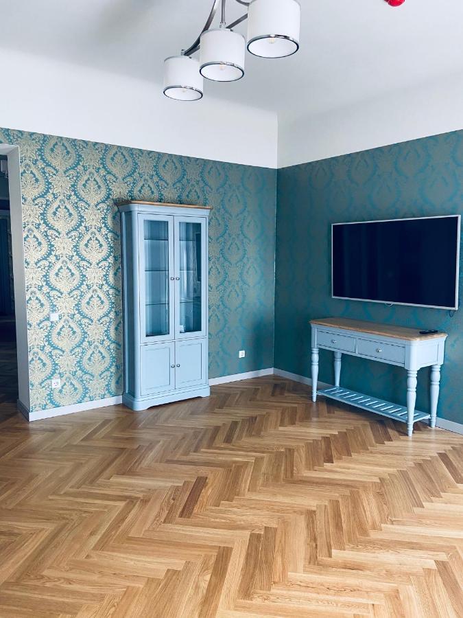 Roze Republikas Apartments لييبايا المظهر الخارجي الصورة
