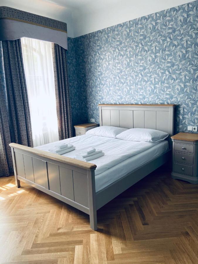 Roze Republikas Apartments لييبايا المظهر الخارجي الصورة