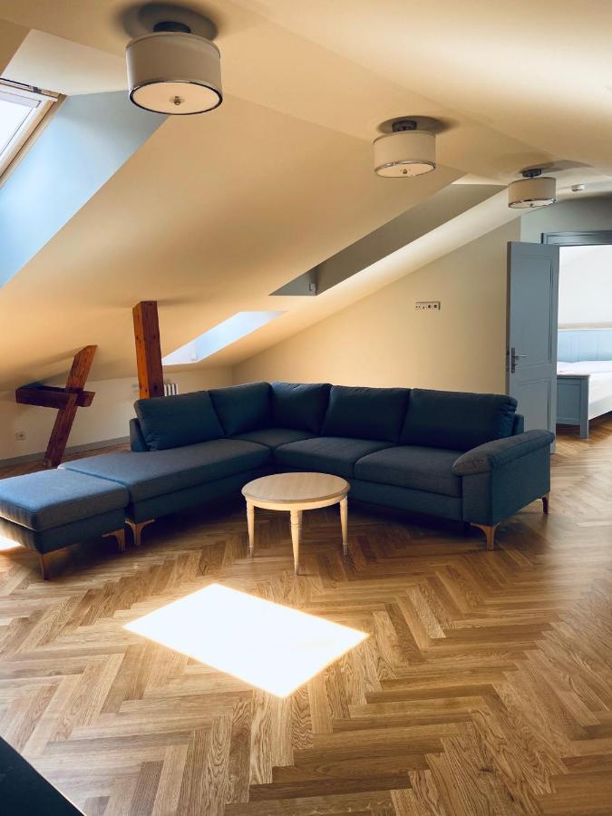 Roze Republikas Apartments لييبايا المظهر الخارجي الصورة