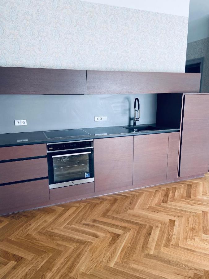 Roze Republikas Apartments لييبايا المظهر الخارجي الصورة