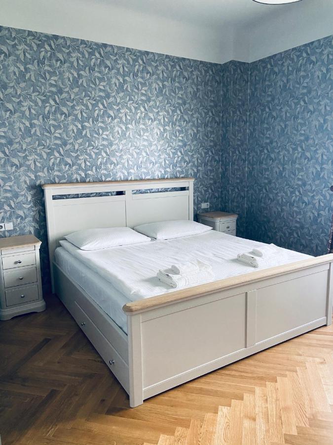 Roze Republikas Apartments لييبايا المظهر الخارجي الصورة